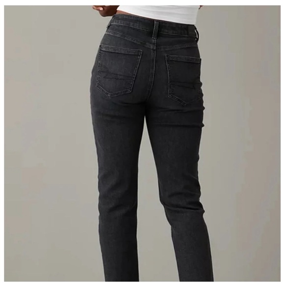 American Eagle Mom-Jean in Blk Size 8REG - Picture 2 of 13